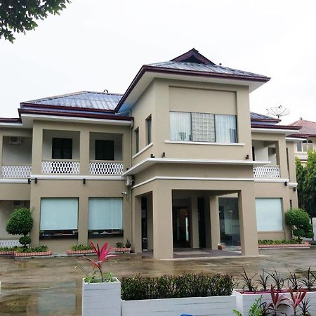 Ruby Garden Hotel Yangon Exterior foto