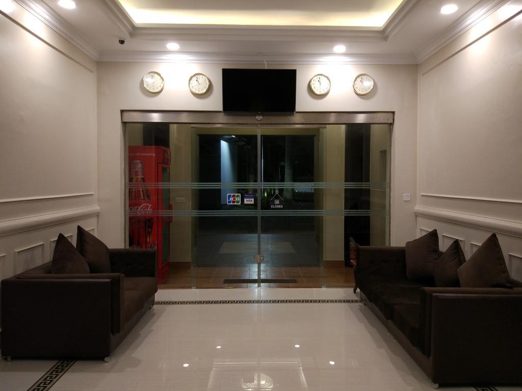 Ruby Garden Hotel Yangon Exterior foto