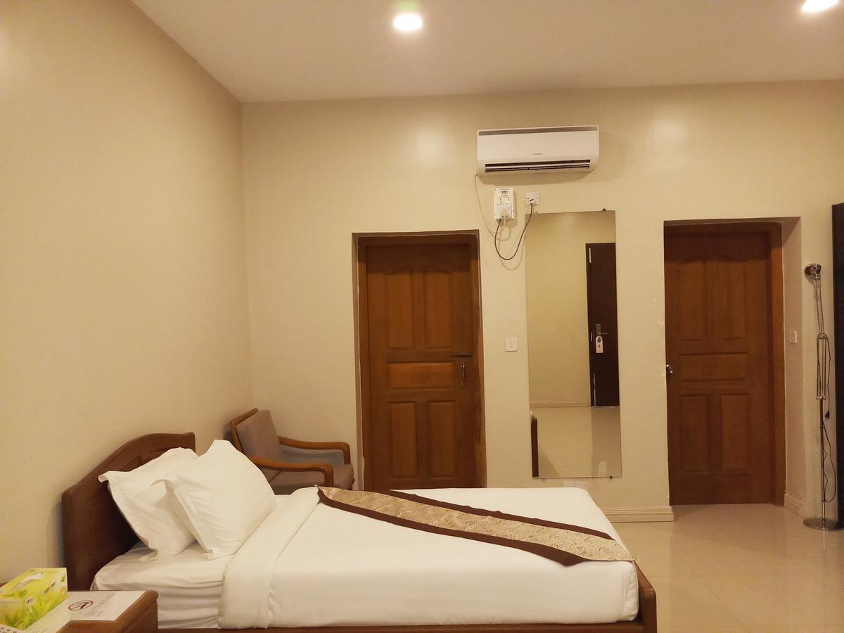 Ruby Garden Hotel Yangon Exterior foto