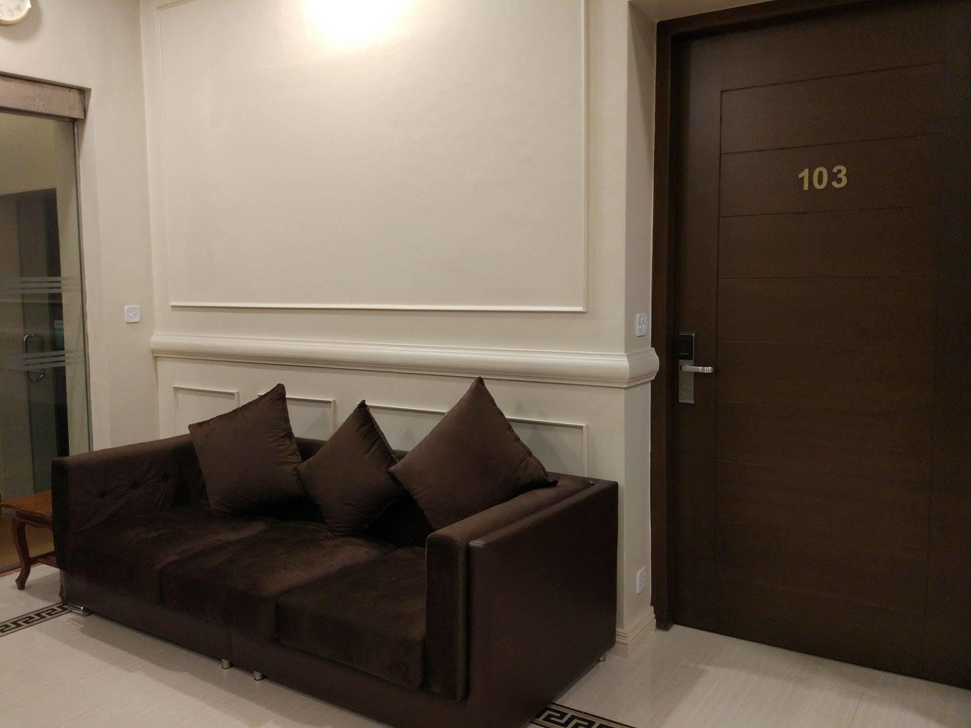 Ruby Garden Hotel Yangon Exterior foto